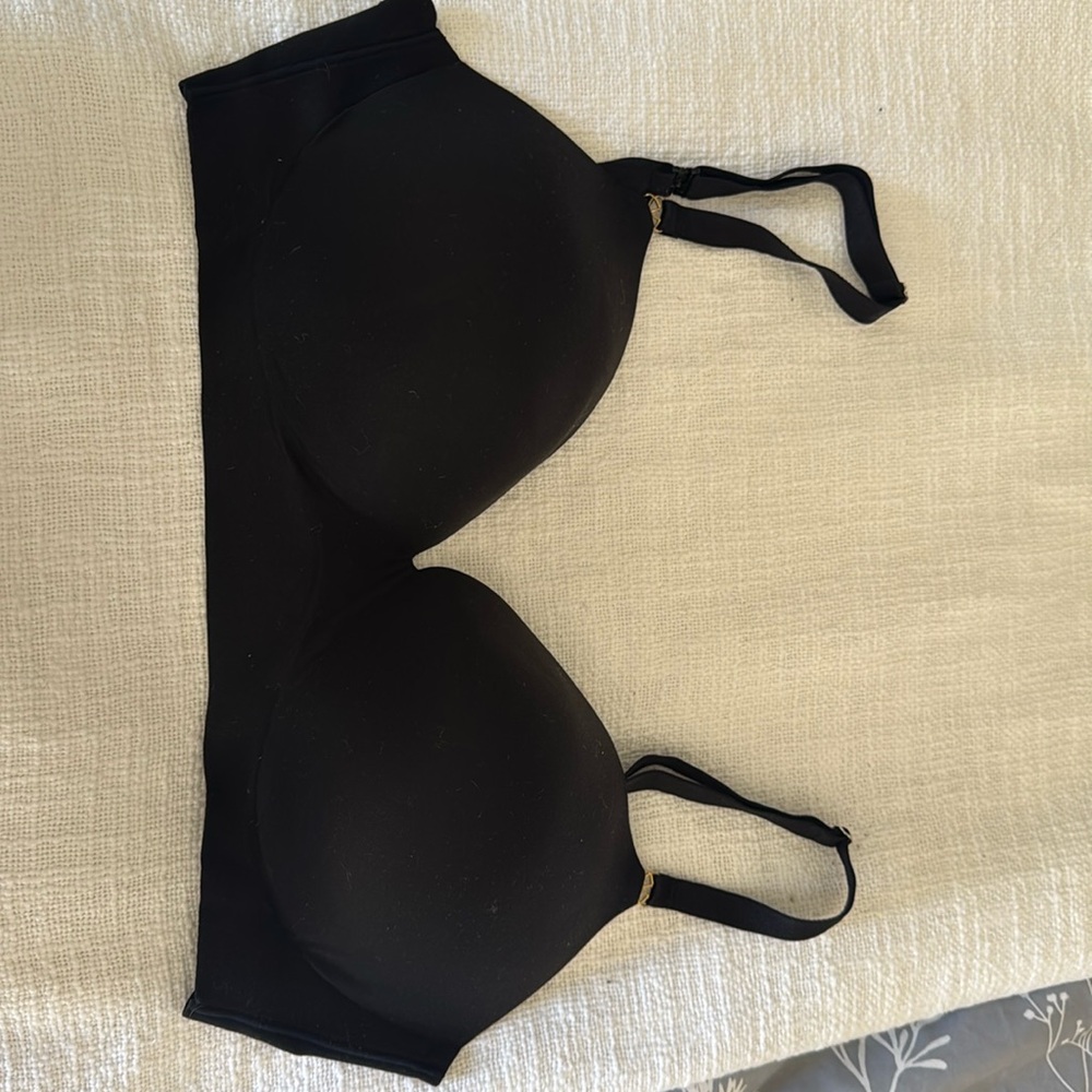 Victoria’s Secret Dream Angels Wireless Push-up Black 40C